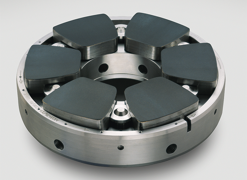 Large polymer-lined tilt pad thrust bearing