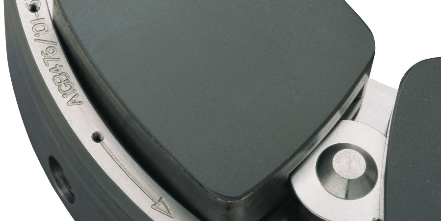 Large polymer-lined tilt pad thrust bearing